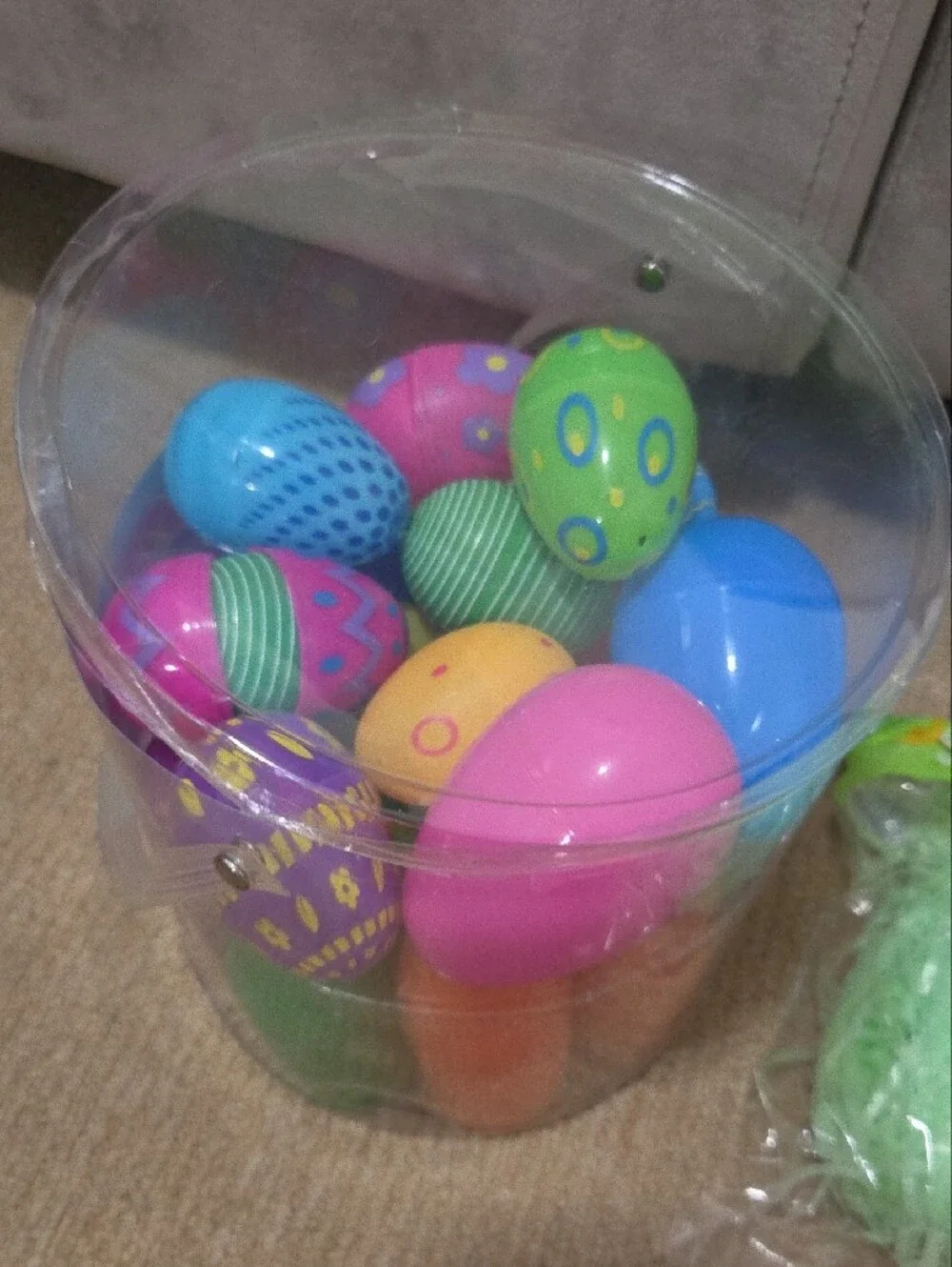 Despicable Me Easter Egg Decorating Kit & Pastel Egg Party Set - Multicolor
